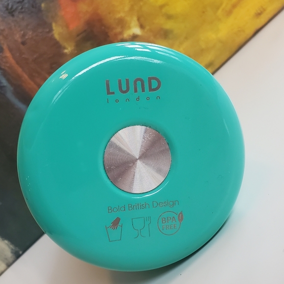 LUND Skittle Bottle - Picture 2 of 3